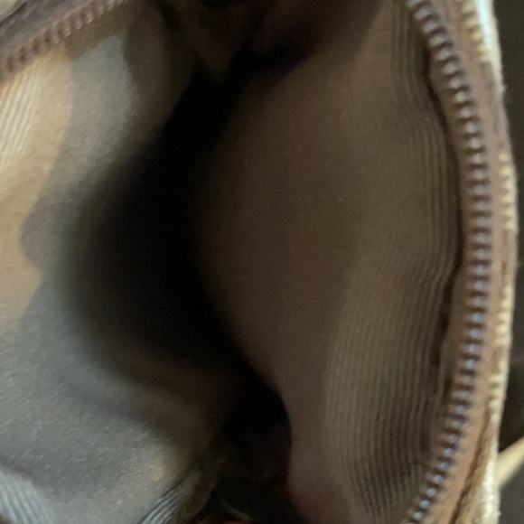 Coach Case - Picture 5 of 7